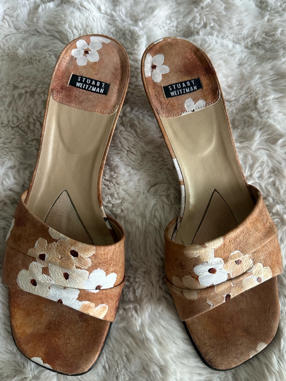 Stuart Weitzman Women’s Brown Floral Suede Slide Sandals-6.5
